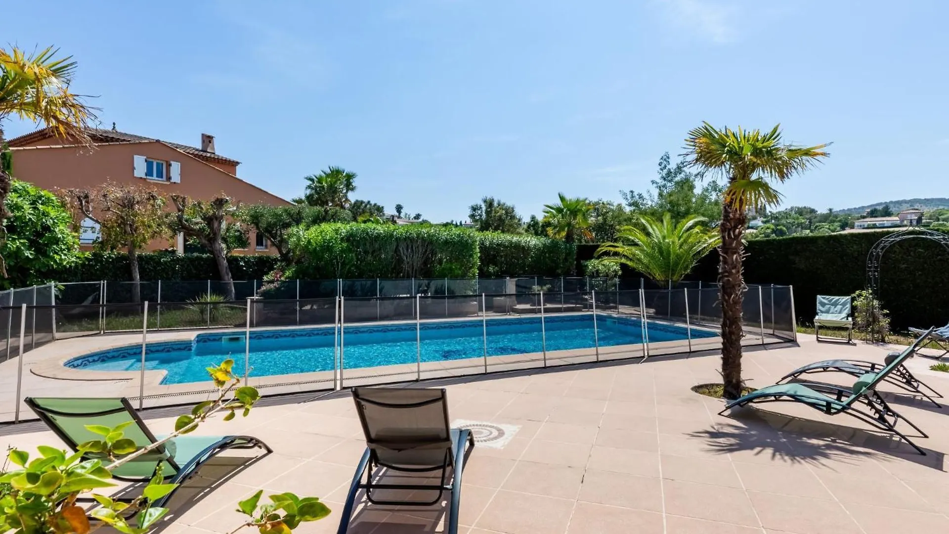 Villa Massenet By Interhome Saint Aygulf